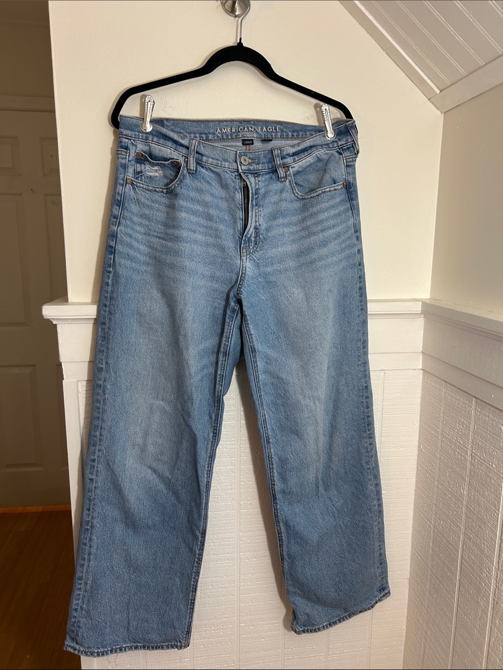 American Eagle Stovepipe Medium Wash Denim Jeans size 8